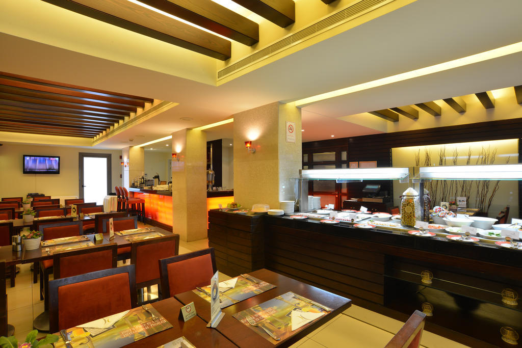 Coral Beirut Al Hamra Hotel Exteriér fotografie